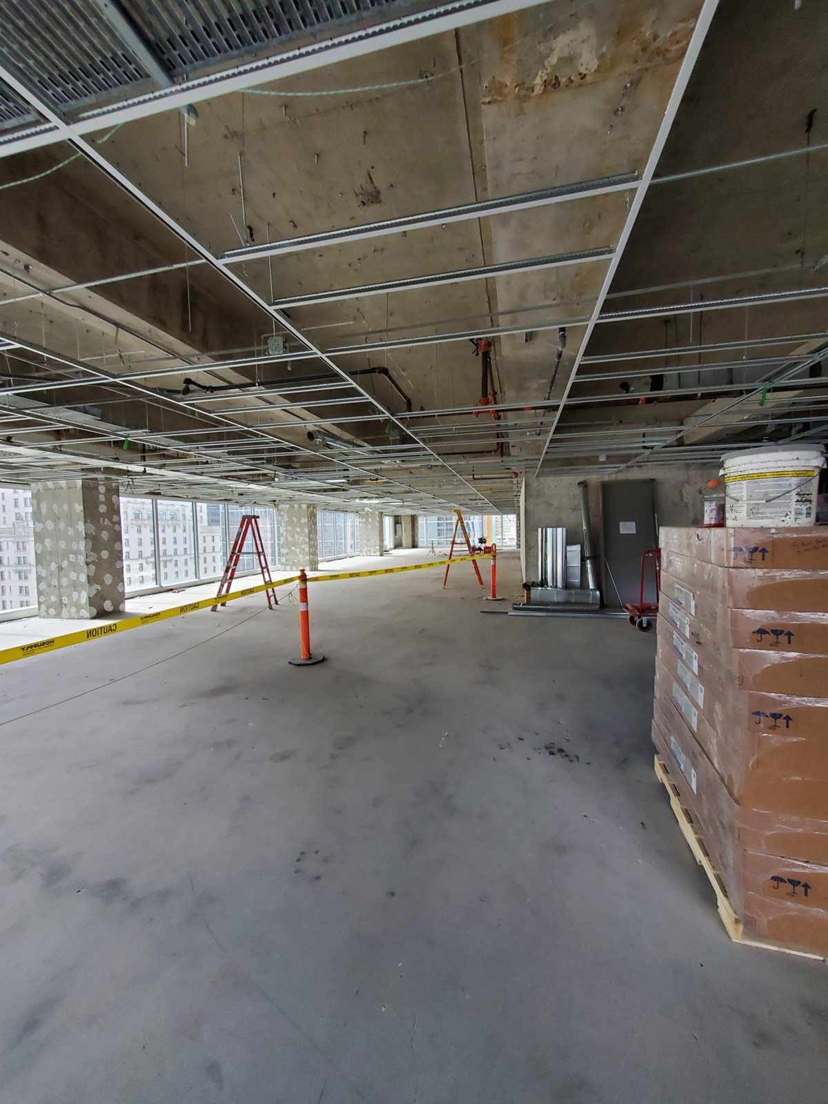 Royal Centre, Downtown Vancouver Base building Tbar install